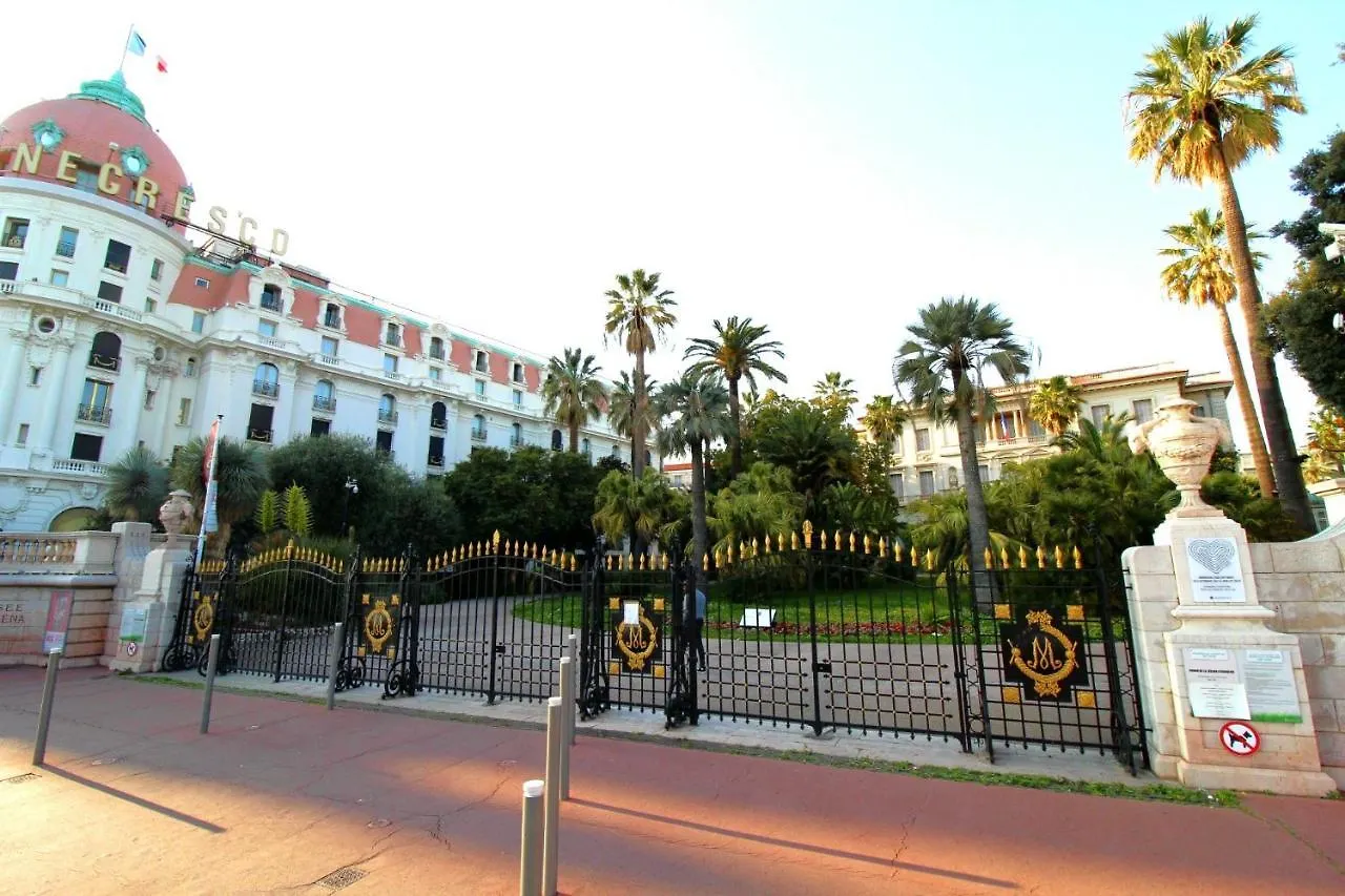 Massena Beach Daire Nice Fransa